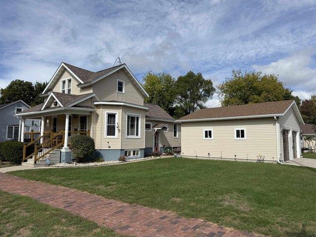House for sale in Menominee, Michigan