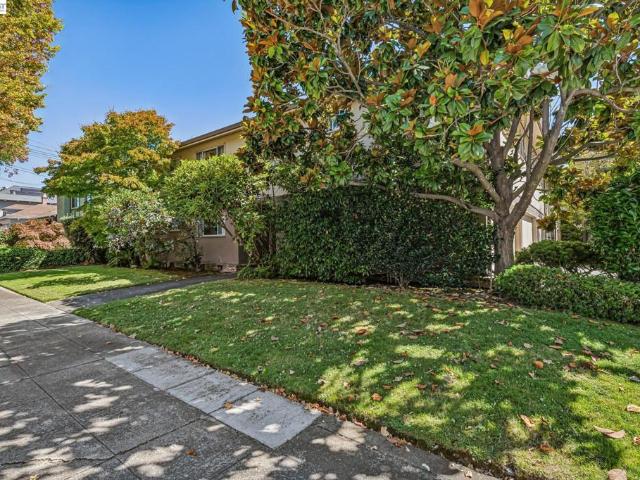 Condo for sale in Alameda, California