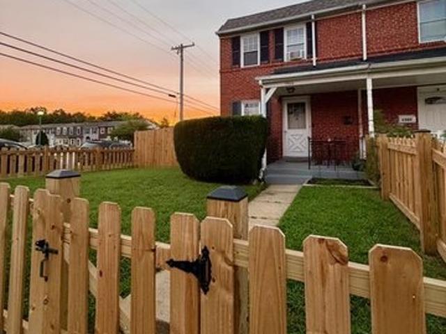 Townhouse for sale in Middle River, Maryland