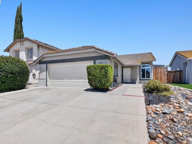 House for sale in Tracy, California