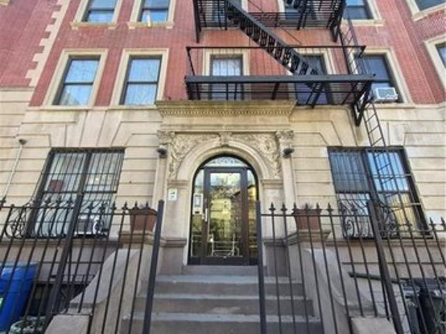 Condo for sale in Arverne, New York