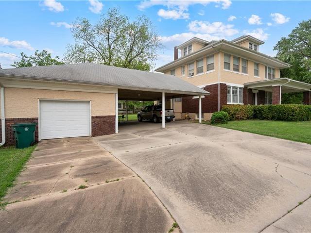 House for sale in Kansas