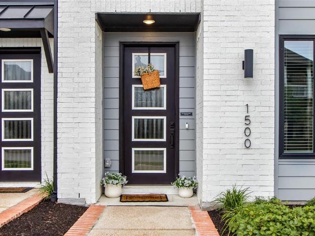 Townhouse for sale in Arlington, Texas