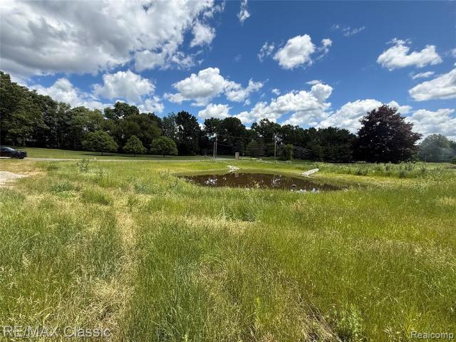 House for sale in New Hudson, Michigan
