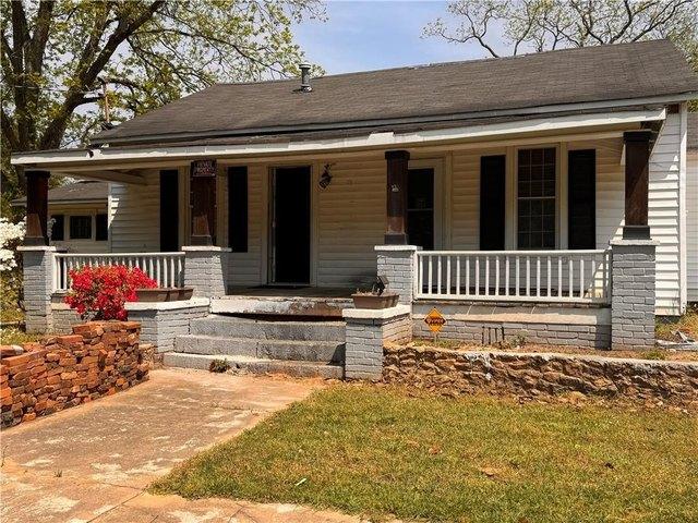 House for sale in Oxford, Georgia