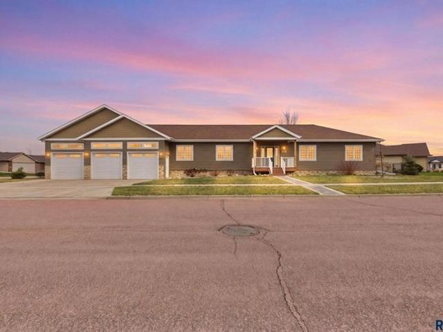 House for sale in Brandon, South Dakota