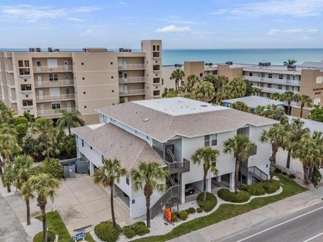 Condo for sale in Indian Rocks Beach, Florida