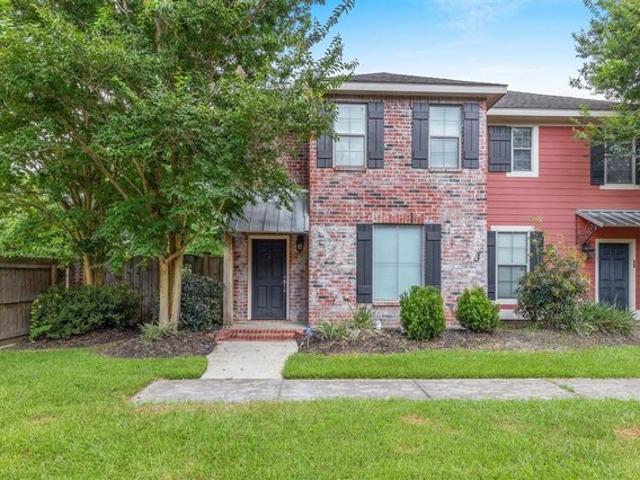 Townhouse for sale in Lake Charles, Louisiana