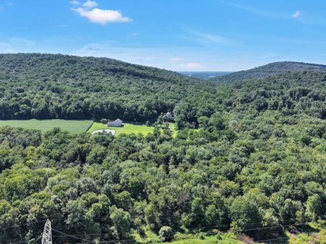 House for sale in Hopeland, Pennsylvania