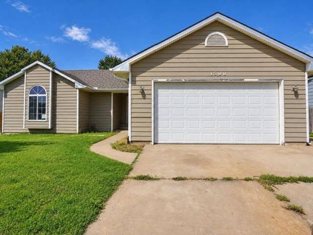House for sale in Haysville, Sedgwick County