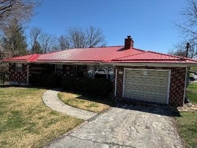 House for sale in Summersville, West Virginia