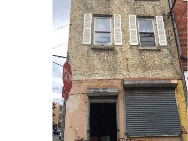 Townhouse for sale in Philadelphia, Pennsylvania