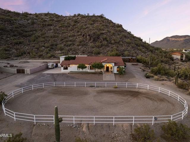 House for sale in Mesa, Arizona