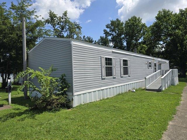 House for sale in Eldorado, Illinois