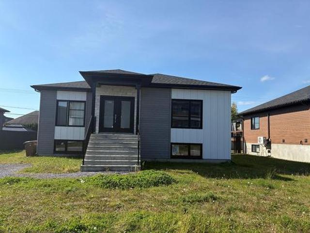 House for rent in Mauricie, Quebec