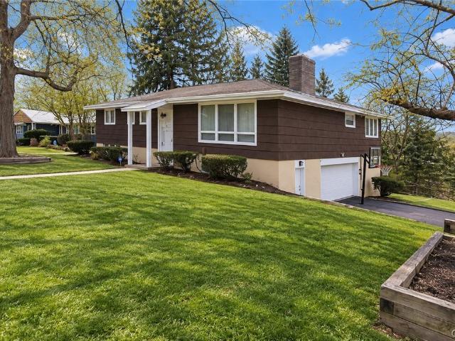 House for sale in Syracuse, New York