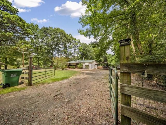 House for sale in Sabine, Texas
