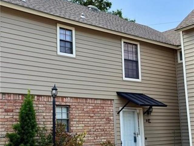 Condo for sale in Kenner, Louisiana