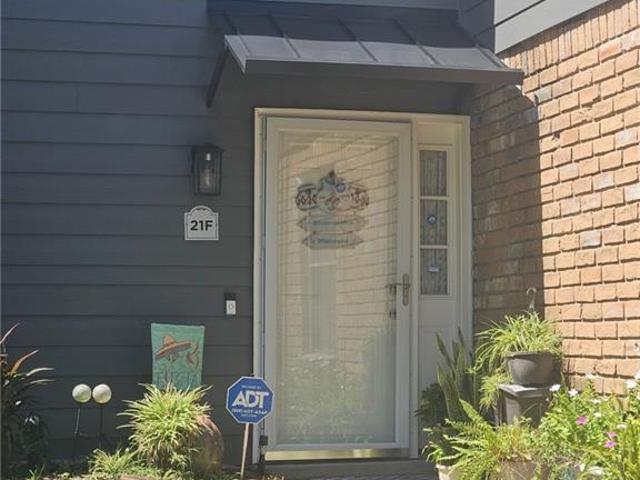 Condo for sale in Kenner, Louisiana