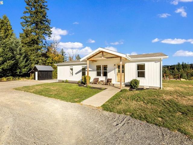 House for sale in Yacolt, Clark County