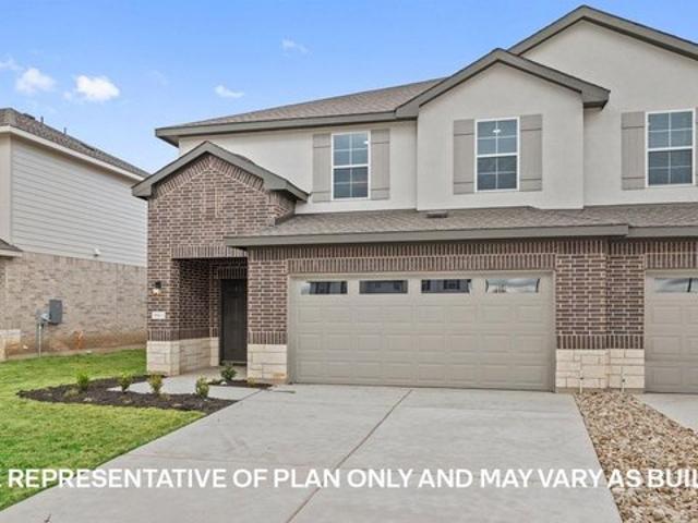 Townhouse for sale in Manor, Texas