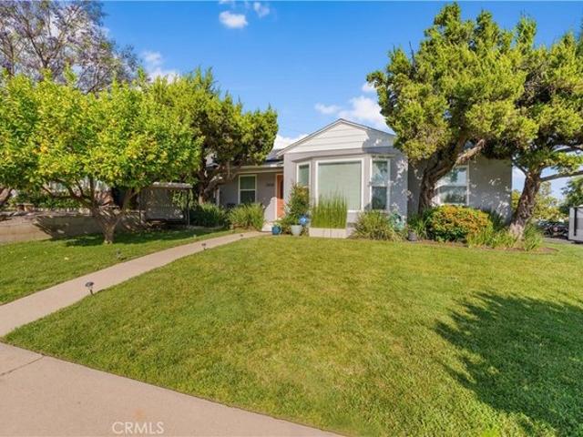 House for sale in Mission Hills, California