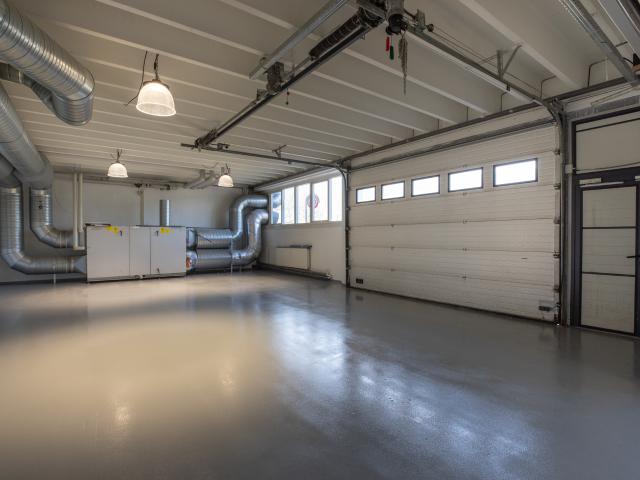 Erhvervsejendom til leje i Brøndby