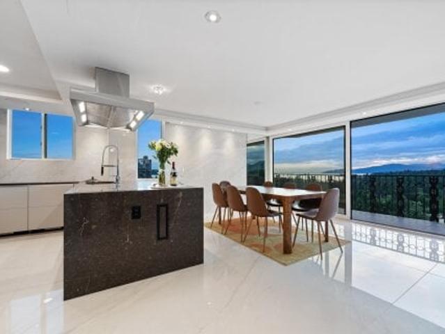 Apartment for sale in Vancouver, British Columbia