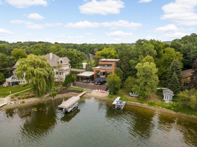 House for sale in Minne Elk Park, Burnsville