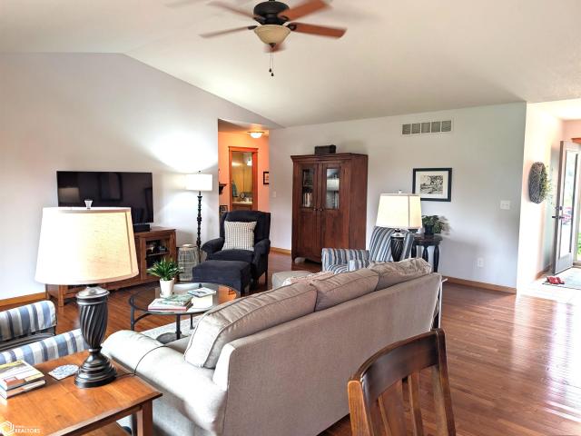 House for sale in Cerro Gordo, Iowa
