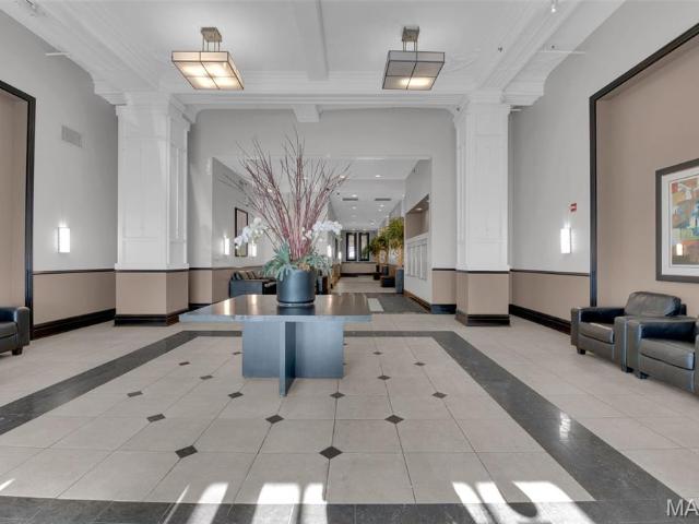 Condo for sale in Saint Louis, Missouri