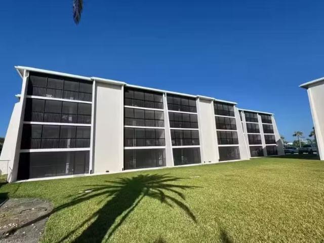 Condo for sale in Cape Coral