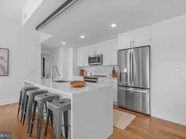 Condo for sale in Philadelphia, Pennsylvania