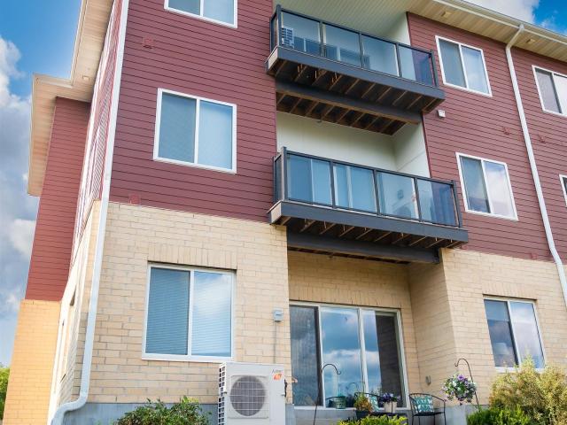 Condo for sale in Cottage Grove, Wisconsin