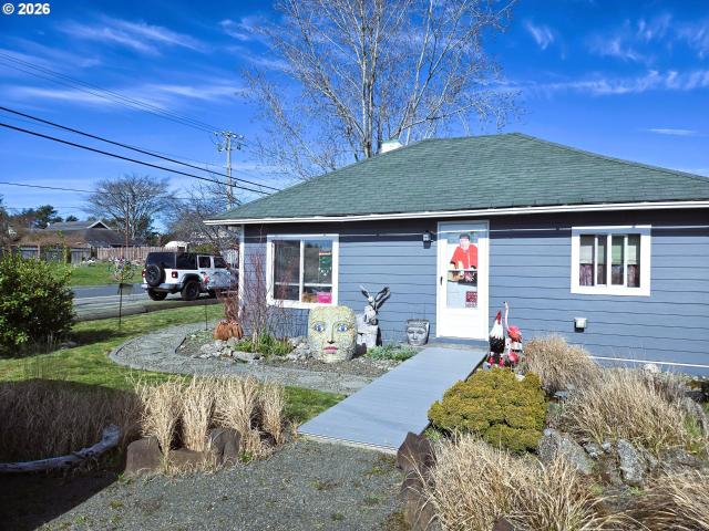 House for sale in Ocean Park, Washington