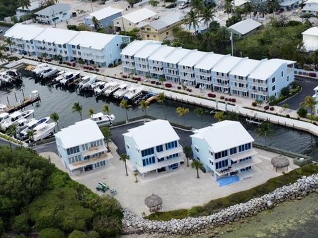 Townhouse for sale in Key Largo, Florida