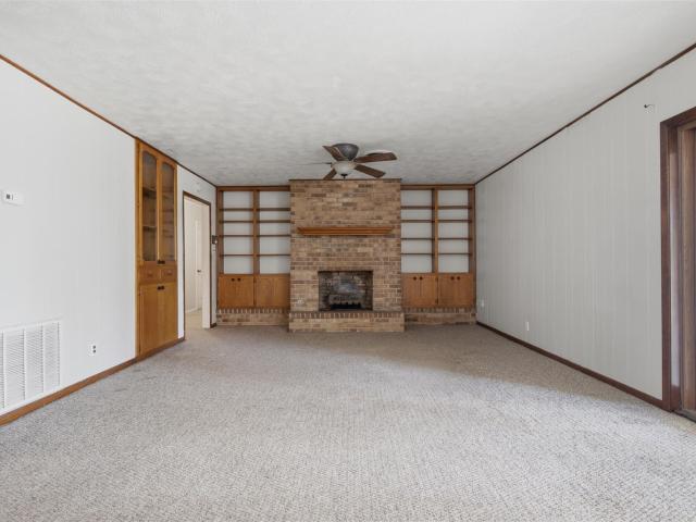 House for sale in Milam, Texas