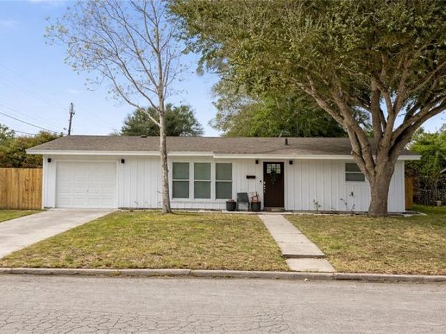 House for sale in Bee, Texas