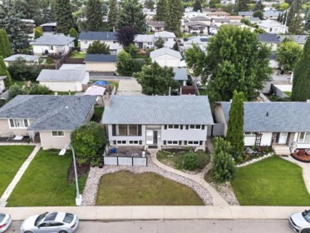 House for sale in Wedgewood, Alberta