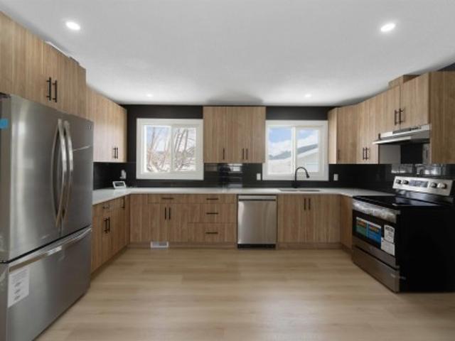 House for sale in Wedgewood, Alberta
