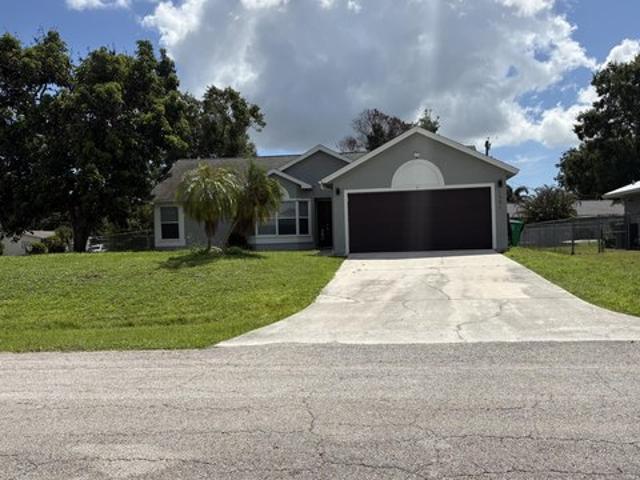 House for sale in Port Saint Lucie, Florida