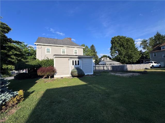 House for sale in Edinburg, Pennsylvania