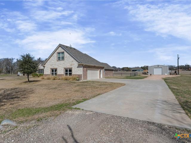 House for sale in Troy, Texas