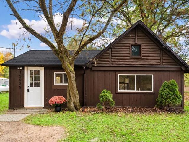 House for sale in Kent City, Kent County