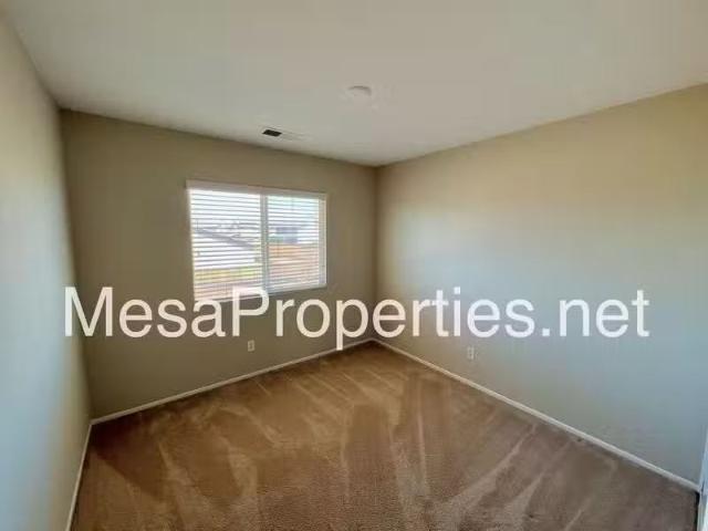 House for rent in Ontario