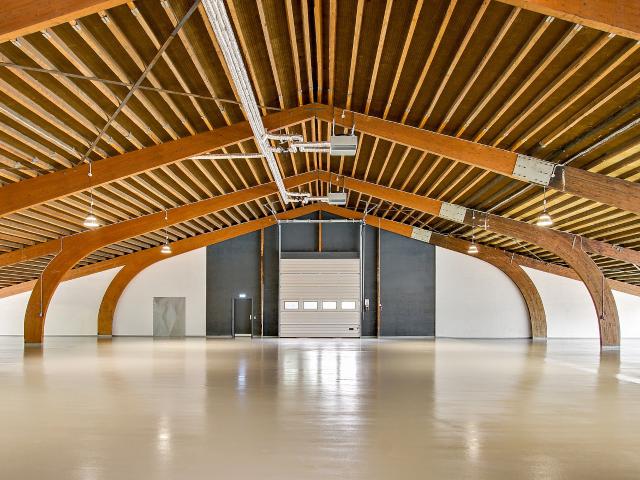 Erhvervsejendom til leje i Brøndby