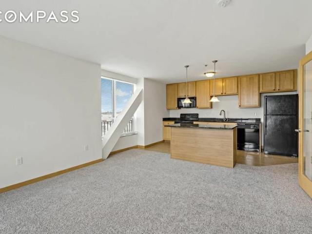 House for sale in Hopkins House for sale in Hopkins