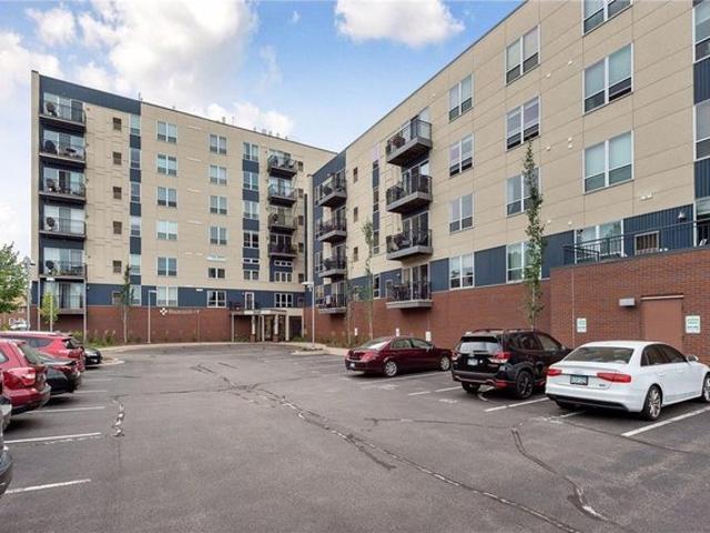 Condo for sale in Hennepin, Minnesota