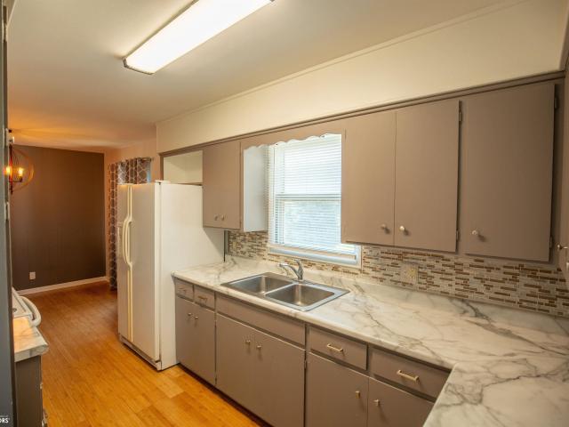 House for sale in Algona, Kossuth County