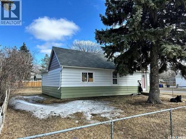 House for sale in Saskatoon, Saskatchewan